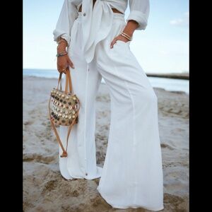 NWT Essential Wide Leg Pant